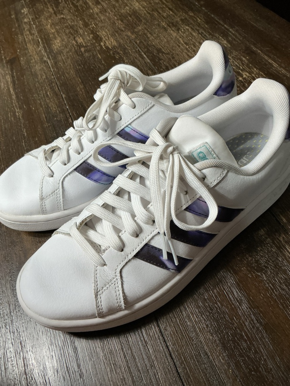 Adidas Women’s Grand Court 2.0, purple/blue, Size 8.5